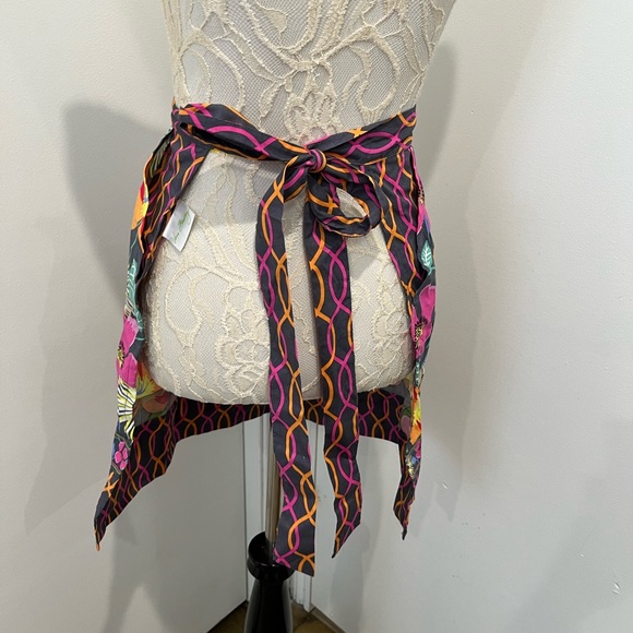 Vera Bradley Whats Cooking Jazzy Bloom Apron NWT - Picture 4 of 7